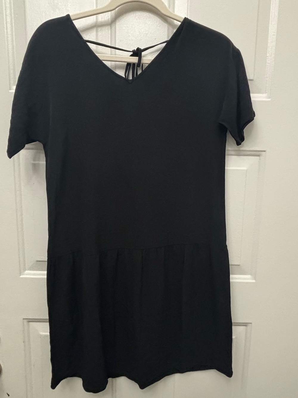 Eileen Fisher oversized Black V-Neck Midi Dress
